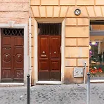 Monti Charming Amphora Apartment